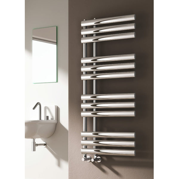 Reina Chisa Vertical Heated Designer Steel Radiator